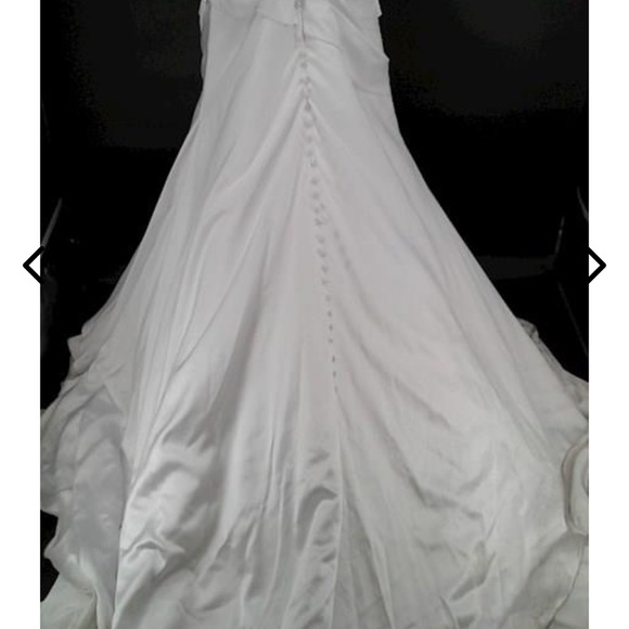 Beautiful Bonny wedding dress great for curves Size 16 Good Condition strapless - Picture 4 of 16